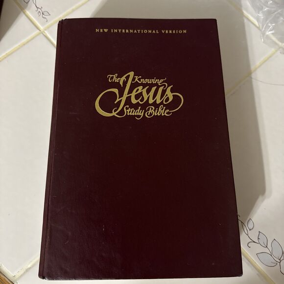 The Knowing Jesus Study Bible NIV By Ed Hindson - Picture 1 of 16
